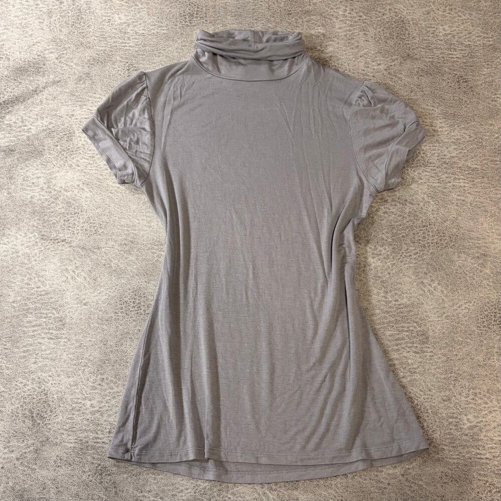 Gray Fitted Short Sleeve Turtleneck Top